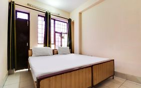 Aryan Hotel Gomti Nagar